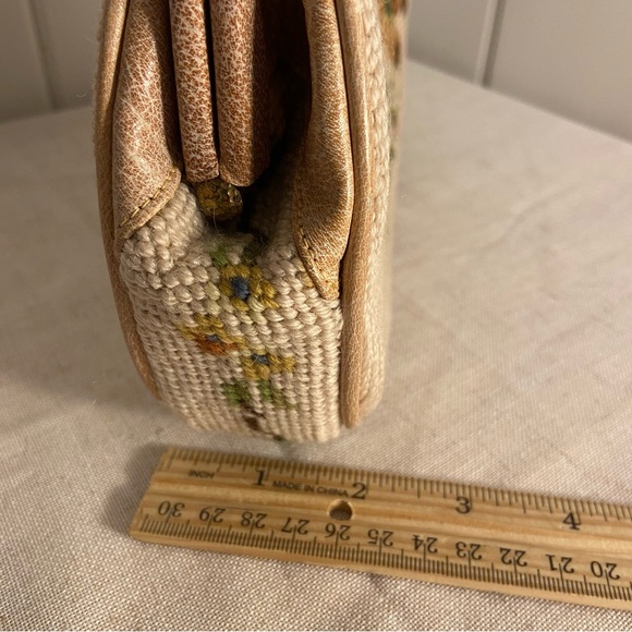 Vintage Needlepoint Handbag Purse
Handmade Floral pattern cross-stitch MCM bag - Picture 13 of 16
